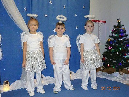 Grafika #22: Przedstawienie świąteczne cz. V