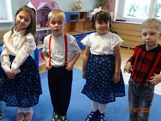 Grafika #20: Dzień Babci i Dziadka w gr. II Rybki