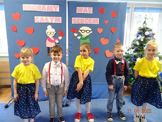 Grafika #2: Dzień Babci I Dziadka w gr. III Sowy