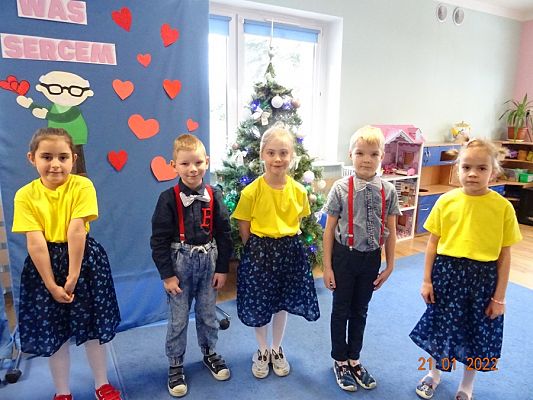 Grafika #3: Dzień Babci I Dziadka w gr. III Sowy