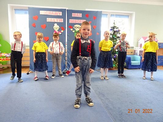 Grafika #15: Dzień Babci I Dziadka w gr. III Sowy