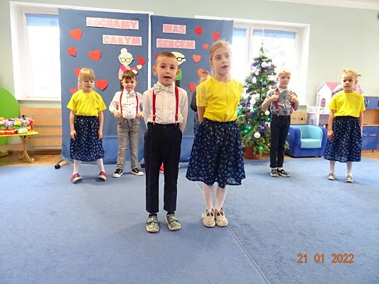 Grafika #16: Dzień Babci I Dziadka w gr. III Sowy