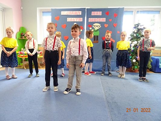 Grafika #17: Dzień Babci I Dziadka w gr. III Sowy