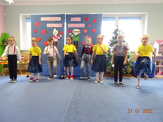 Grafika #18: Dzień Babci I Dziadka w gr. III Sowy