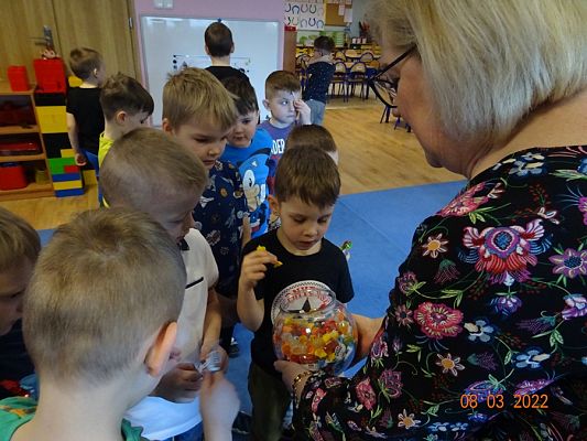 Grafika #12: Międzynarodowy Dzień Kobiet cz. II