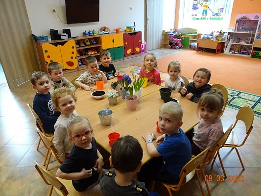 Grafika #0: Sadzimy, siejemywiosna tuż, tuż -gr. Motylki