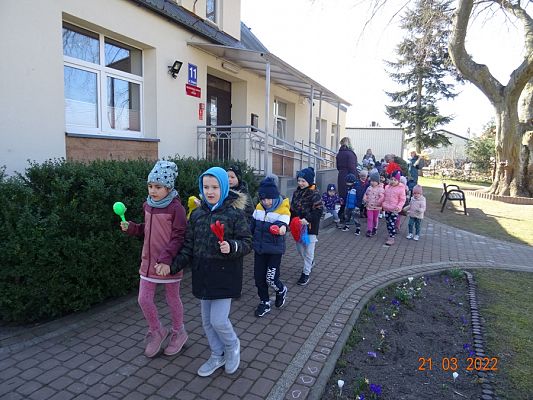 Grafika #3: Przedszkolaki witają wiosnę