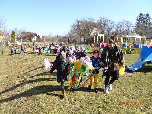 Grafika #9: Przedszkolaki witają wiosnę