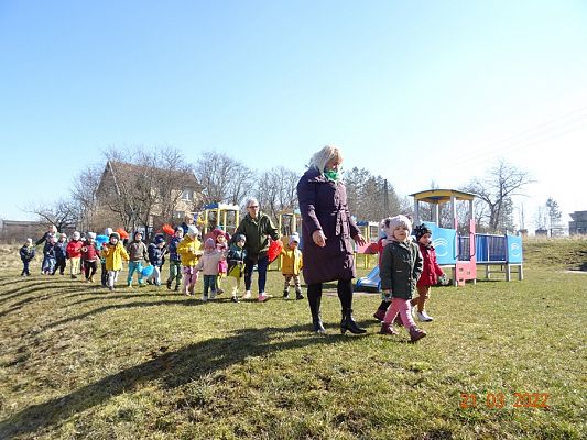 Grafika #13: Przedszkolaki witają wiosnę