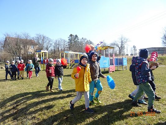 Grafika #15: Przedszkolaki witają wiosnę