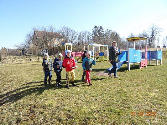 Grafika #16: Przedszkolaki witają wiosnę