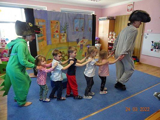 Grafika #12: Teatrzyk Dino-nowy przyjaciel