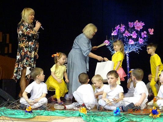 Grafika #4: Wielkanoc tuż, tużcz. V