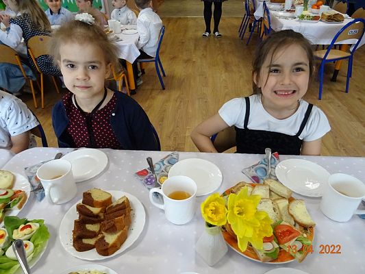 Grafika #9: Śniadanie wielkanocne cz. I