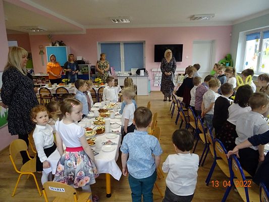 Grafika #12: Śniadanie wielkanocne cz. I