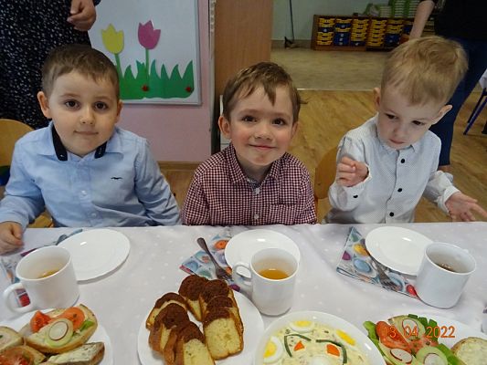 Grafika #13: Śniadanie wielkanocne cz. I