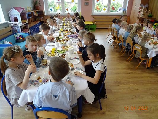 Grafika #12: Śniadanie wielkanocne cz. II