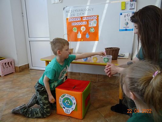 Grafika #4: Dzień Ziemi cz. I