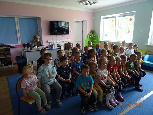 Grafika #0: Przedstawienie teatralne O rycerzu co księżniczkę ratował cz. I