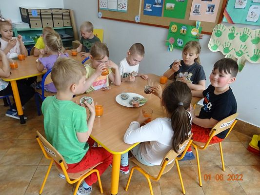 Grafika #7: Dzień Dziecka cz. III