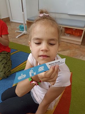 Grafika #7: Skąd się biorą produkty ekologiczne -zajęcia w grupie III Sowy