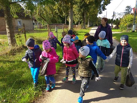 Grafika #14: Sprzątanie Świata -grupa Sowy