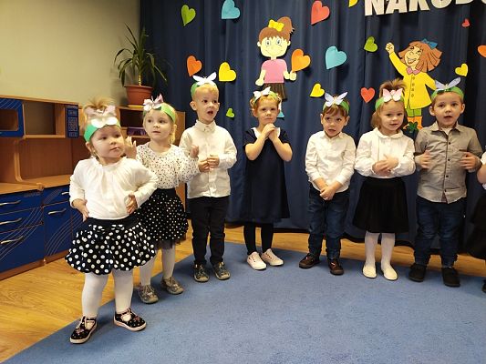 Grafika #9: Dzień Edukacji Narodowej cz. I