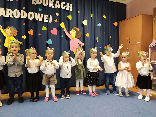 Grafika #11: Dzień Edukacji Narodowej cz. I