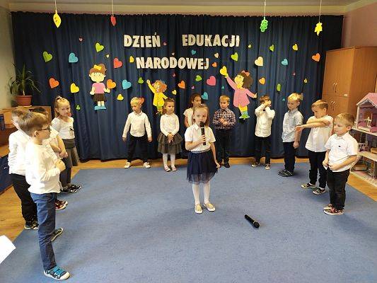 Grafika #2: Dzień Edukacji Narodowej cz. III