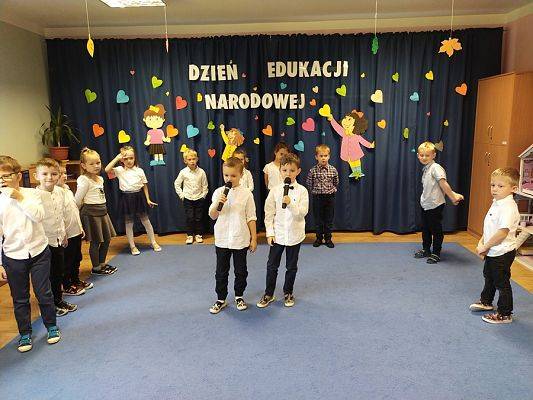 Grafika #3: Dzień Edukacji Narodowej cz. III