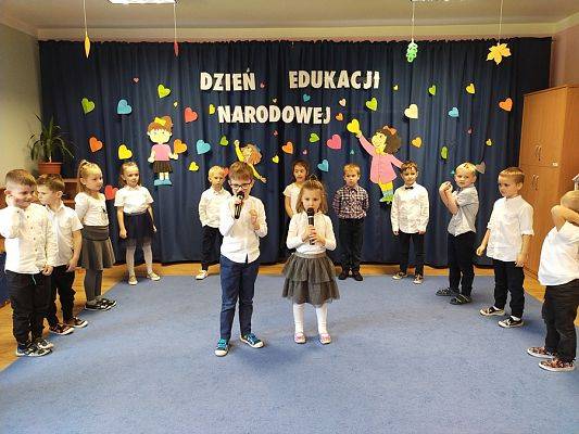 Grafika #4: Dzień Edukacji Narodowej cz. III