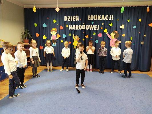 Grafika #7: Dzień Edukacji Narodowej cz. III