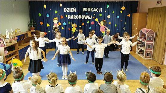 Grafika #9: Dzień Edukacji Narodowej cz. III