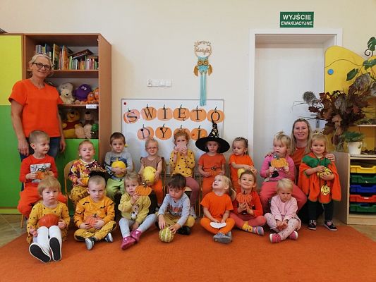 Grafika #9: Dzień Dyni Motylki gr. I cd.