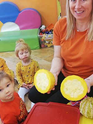 Grafika #0: Dzień Dyni Motylki gr. I cd.