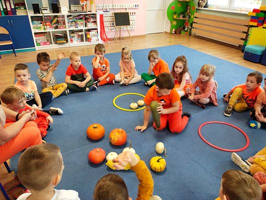 Grafika #17: Dzień Dyni gr. II Rybki