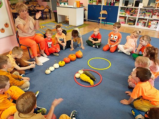 Grafika #14: Dzień Dyni gr. II Rybki