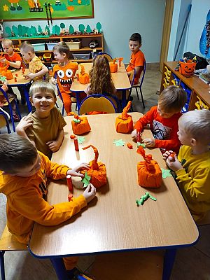 Grafika #7: Dzień Dyni gr. II Rybki