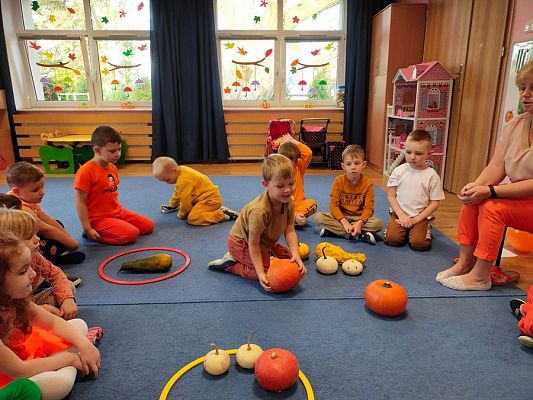 Grafika #1: Dzień Dyni gr. II Rybki