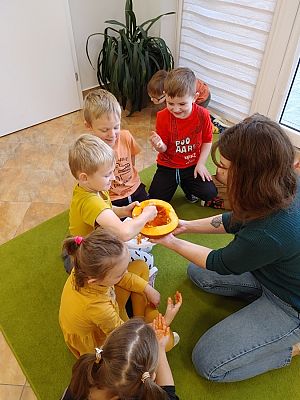 Grafika #15: Dzień Dyni gr. III Sowy