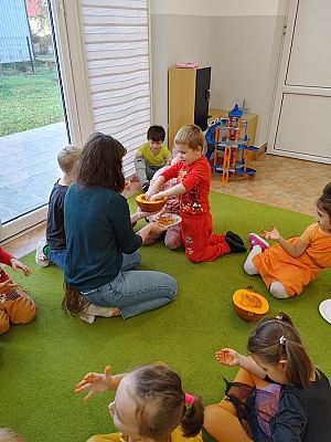 Grafika #12: Dzień Dyni gr. III Sowy