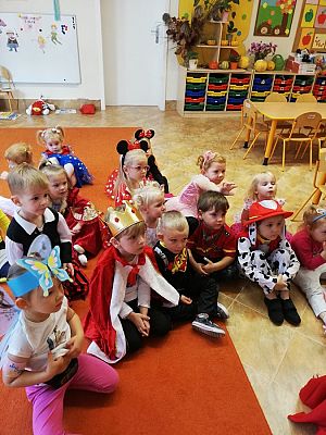 Grafika #2: Dzień Postaci z Bajek gr. I Motylki