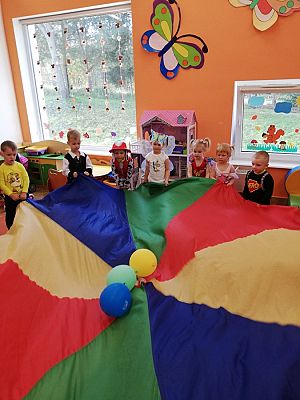 Grafika #8: Dzień Postaci z Bajek -grupa I Motylki cd.