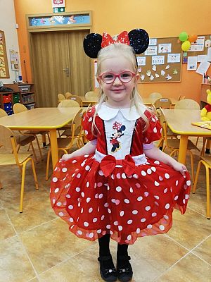 Grafika #10: Dzień Postaci z Bajek -grupa I Motylki cd.