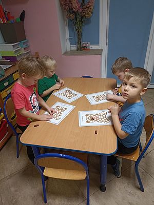 Grafika #9: Dzień Pluszowego Misia gr. II Rybki cz. II