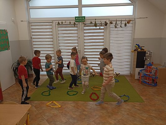 Grafika #9: Dzień Pluszowego Misia gr. III Sowy