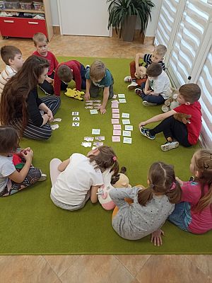 Grafika #12: Dzień Pluszowego Misia gr. III Sowy