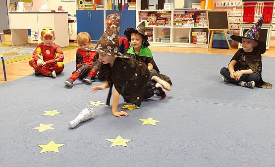 Grafika #16: Andrzejki grupa II Rybki