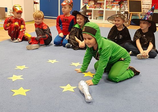 Grafika #15: Andrzejki grupa II Rybki