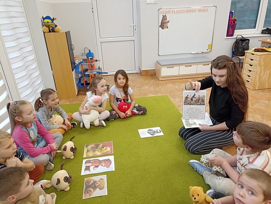 Grafika #2: Andrzejki grupa III Sowy